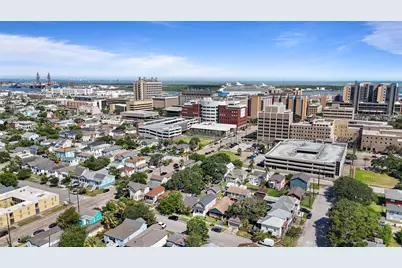 714 Winnie Street, Galveston, TX 77550 - Photo 30