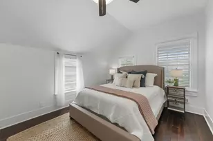 714 Winnie St, Galveston, TX 77550 - Photo 4