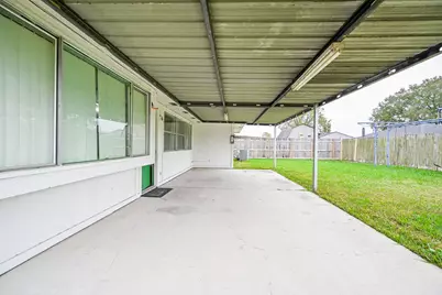 805 River Creek Drive, La Porte, TX 77571 - Photo 20