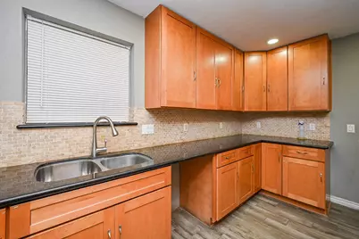 805 River Creek Drive, La Porte, TX 77571 - Photo 8