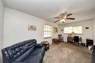 6122 Woodacres Dr, Hitchcock, TX 77563 - Photo 6