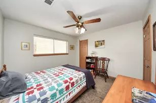 6122 Woodacres Dr, Hitchcock, TX 77563 - Photo 18