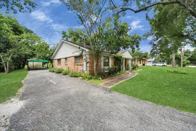 6122 Woodacres Drive, Hitchcock, TX 77563 - Photo 4