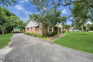 6122 Woodacres Dr, Hitchcock, TX 77563 - Photo 4