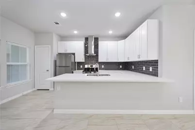 7987 Chateau Street #A, Houston, TX 77028 - Photo 8