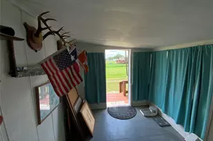 160 Tupelo S, Palacios, TX 77465 - Photo 6