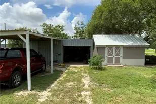 160 Tupelo S, Palacios, TX 77465 - Photo 14