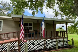 160 Tupelo S, Palacios, TX 77465 - Photo 1