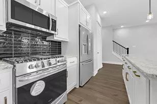10972 Swang Link Dr, Houston, TX 77043 - Photo 10