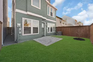 10972 Swang Link Dr, Houston, TX 77043 - Photo 32