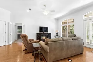 1112 Redbud Ave, Diboll, TX 75941 - Photo 22