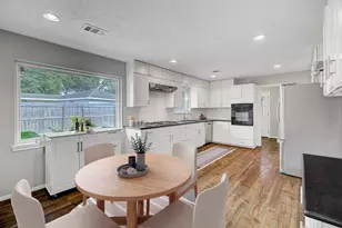 1426 Antigua Ln, Nassau Bay, TX 77058 - Photo 14