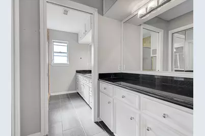 1426 Antigua Lane, Nassau Bay, TX 77058 - Photo 30