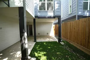 2205 Staples St, Houston, TX 77026 - Photo 16