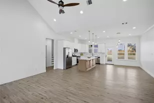 462 Carriage Trail, Montgomery, TX 77316 - Photo 22