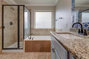 3037 Hawthorne Glen Ln, Dickinson, TX 77539 - Photo 16