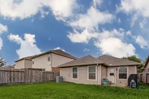3037 Hawthorne Glen Ln, Dickinson, TX 77539 - Photo 24