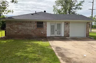 5890 Helbig Rd, Beaumont, TX 77708 - Photo 2