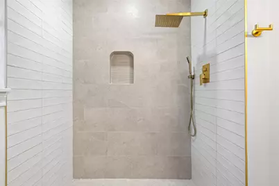 719 E 40th 1/2 Street, Houston, TX 77022 - Photo 30