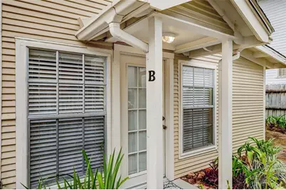308 1/2 W Drew Street #B, Houston, TX 77006 - Photo 2