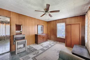 505 Kellett Ave, Schulenburg, TX 78956 - Photo 8