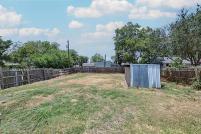 505 Kellett Avenue, Schulenburg, TX 78956 - Photo 20