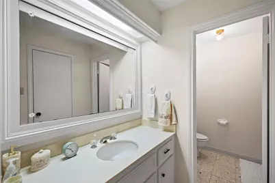 12323 Knobcrest Drive, Houston, TX 77070 - Photo 34