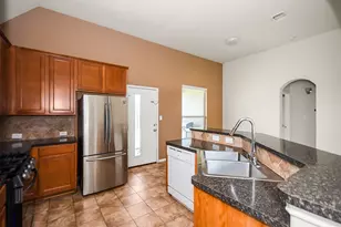 1818 Sonoma Breeze Dr, Houston, TX 77049 - Photo 10