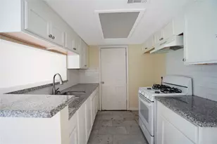 11075 Spottswood Dr, Houston, TX 77016 - Photo 8