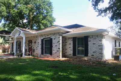 10108 Woodhollow Drive, Conroe, TX 77385 - Photo 2