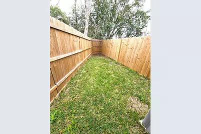 4626 Shreveport Boulevard #B, Houston, TX 77028 - Photo 18