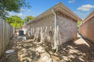 6511 Pauma Dr, Houston, TX 77069 - Photo 28