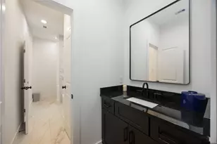 3323 Rogers St, Houston, TX 77022 - Photo 28