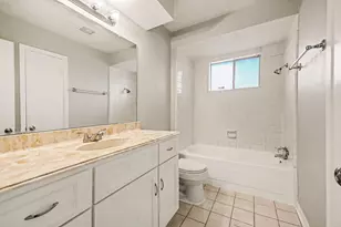 15727 Blackhawk Blvd, Friendswood, TX 77546 - Photo 16