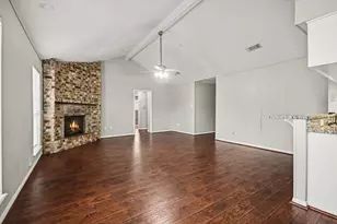 15727 Blackhawk Blvd, Friendswood, TX 77546 - Photo 8