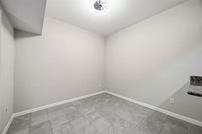 2100 Tanglewilde Street #631, Houston, TX 77063 - Photo 10