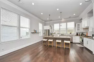 9614 Riddlewood Ln, Houston, TX 77025 - Photo 10