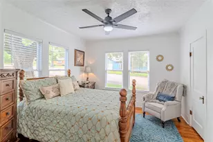 1707 S Day St, Brenham, TX 77833 - Photo 6