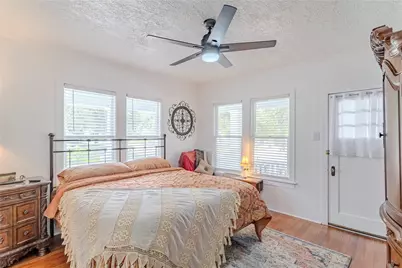 1707 S Day Street, Brenham, TX 77833 - Photo 12