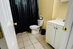 1146 Mitchell Rd, Houston, TX 77037 - Photo 8