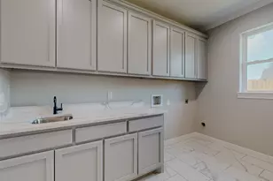 8360 Chappell Hill Dr, Beaumont, TX 77713 - Photo 22
