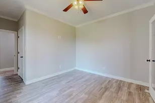 8360 Chappell Hill Dr, Beaumont, TX 77713 - Photo 10
