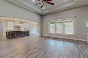 8360 Chappell Hill Dr, Beaumont, TX 77713 - Photo 6