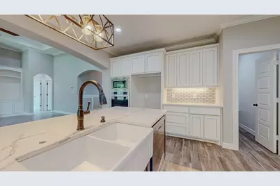 8360 Chappell Hill Drive, Beaumont, TX 77713 - Photo 14
