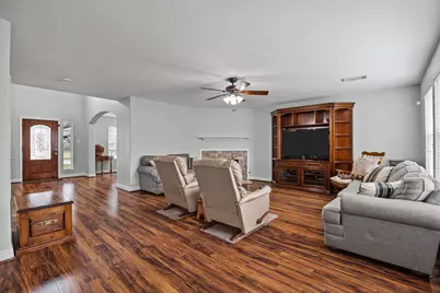 5006 Lockhart Drive, Pearland, TX 77584 - Photo 8