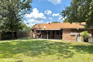 601 Northbend Dr, Baytown, TX 77521 - Photo 22