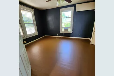 4401 Avenue Q 1/2 #2, Galveston, TX 77550 - Photo 6