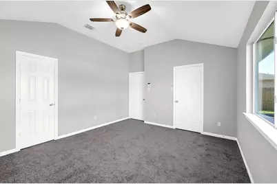 4018 Floral Way Ct, Fresno, TX 77545 - Photo 16