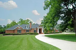 33218 W Forest Ct, Fulshear, TX 77441 - Photo 2
