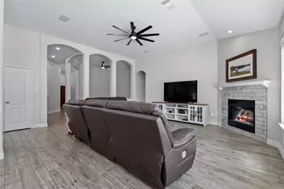 2201 Lilyglen Court Court, League City, TX 77573 - Photo 16